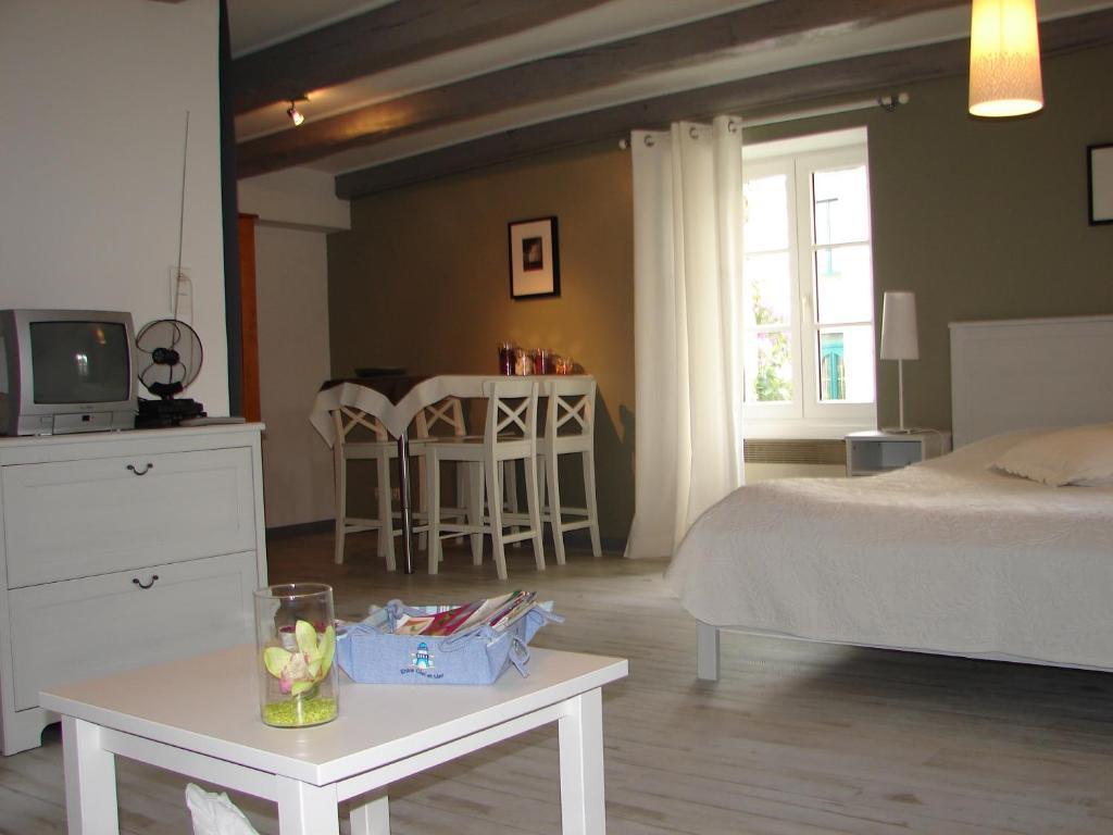 Bed and Breakfast Relais De La Riniere Le Landreau Екстер'єр фото
